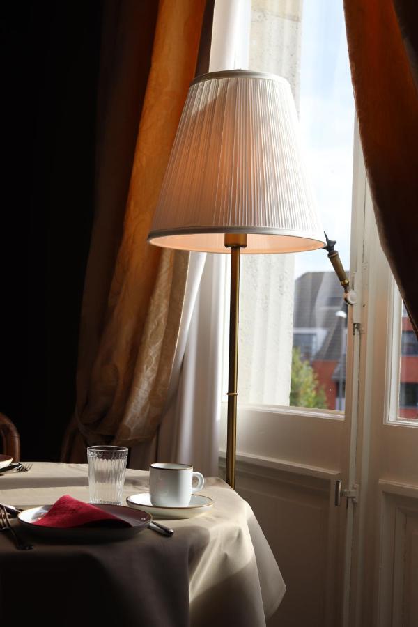 B&B 'T Kasteel & 'T Koetshuys Veurne Kültér fotó