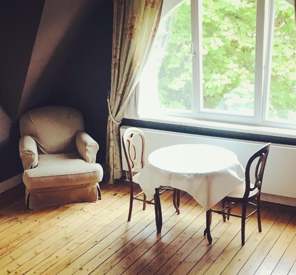 B&B 'T Kasteel & 'T Koetshuys Veurne Kültér fotó