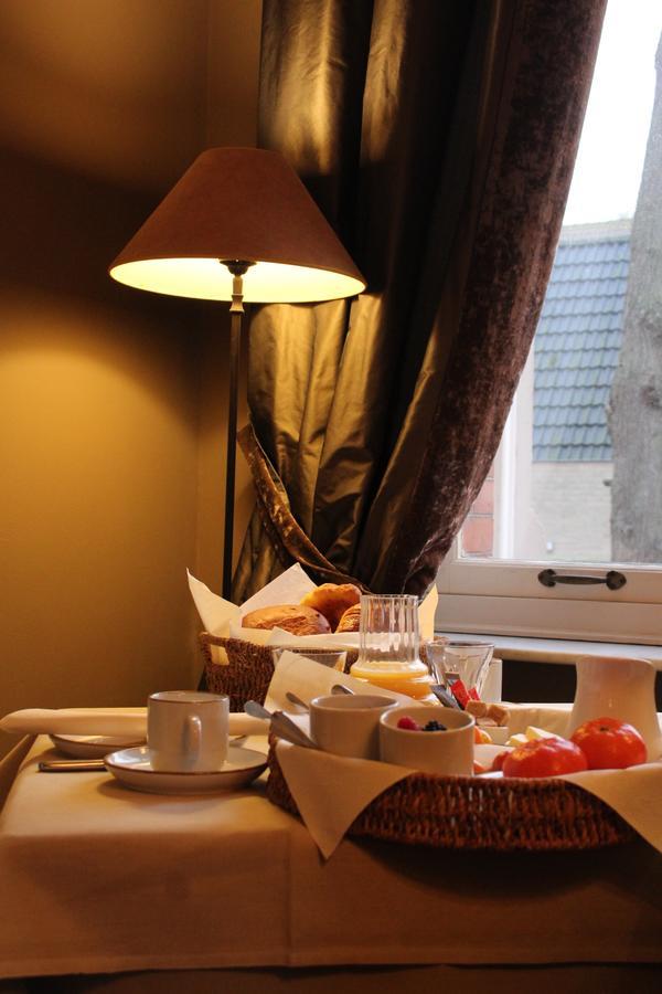 B&B 'T Kasteel & 'T Koetshuys Veurne Szoba fotó